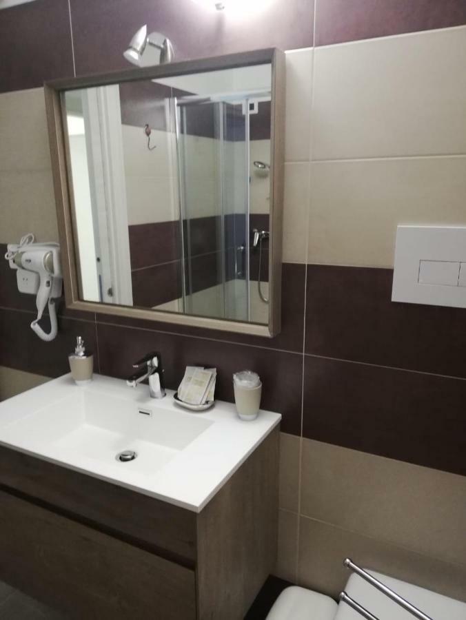 B&B La Collina Dei Poeti Катандзаро Экстерьер фото